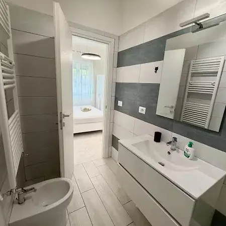 בית הארחה Holiday B&B סלרנו