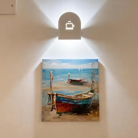 Holiday B&B בית הארחה סלרנו